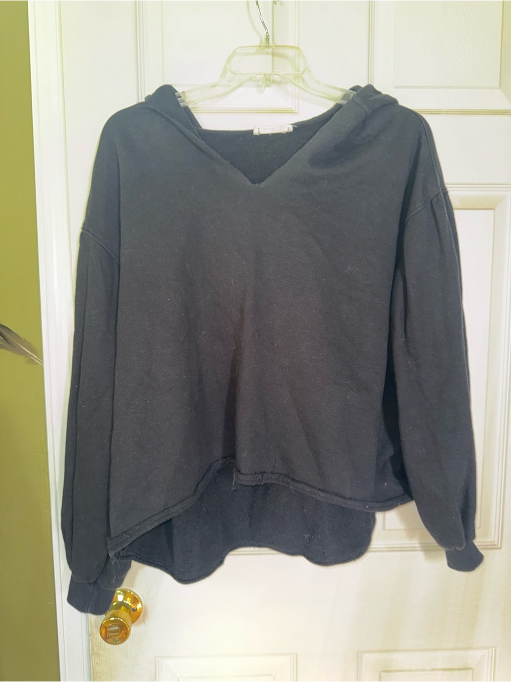 Zenana Outfitters Black Pullover Sweatshirt with Raw Hem - Picture 4 of 4